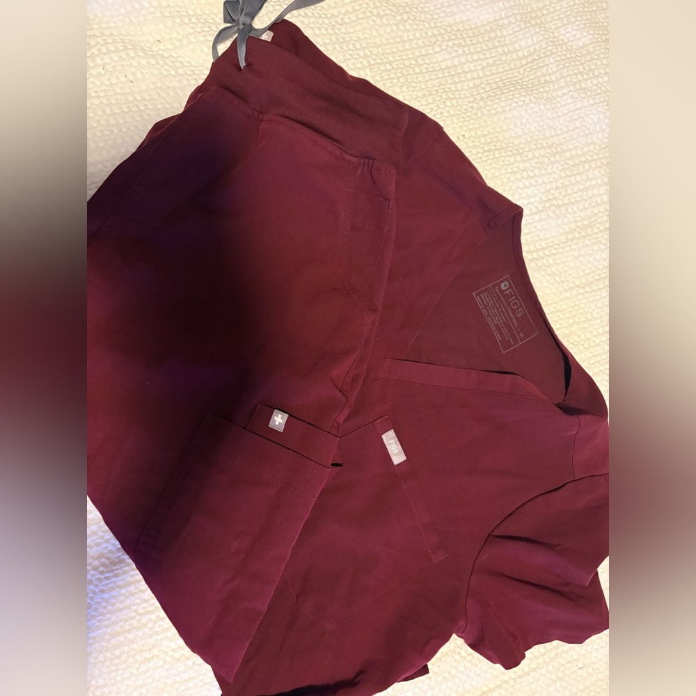 Figs Burgundy Medical Scrub Set